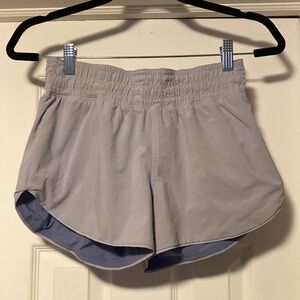 Lululemon Choose a Side Shorts in Ink Blue/Daydream (size 4)